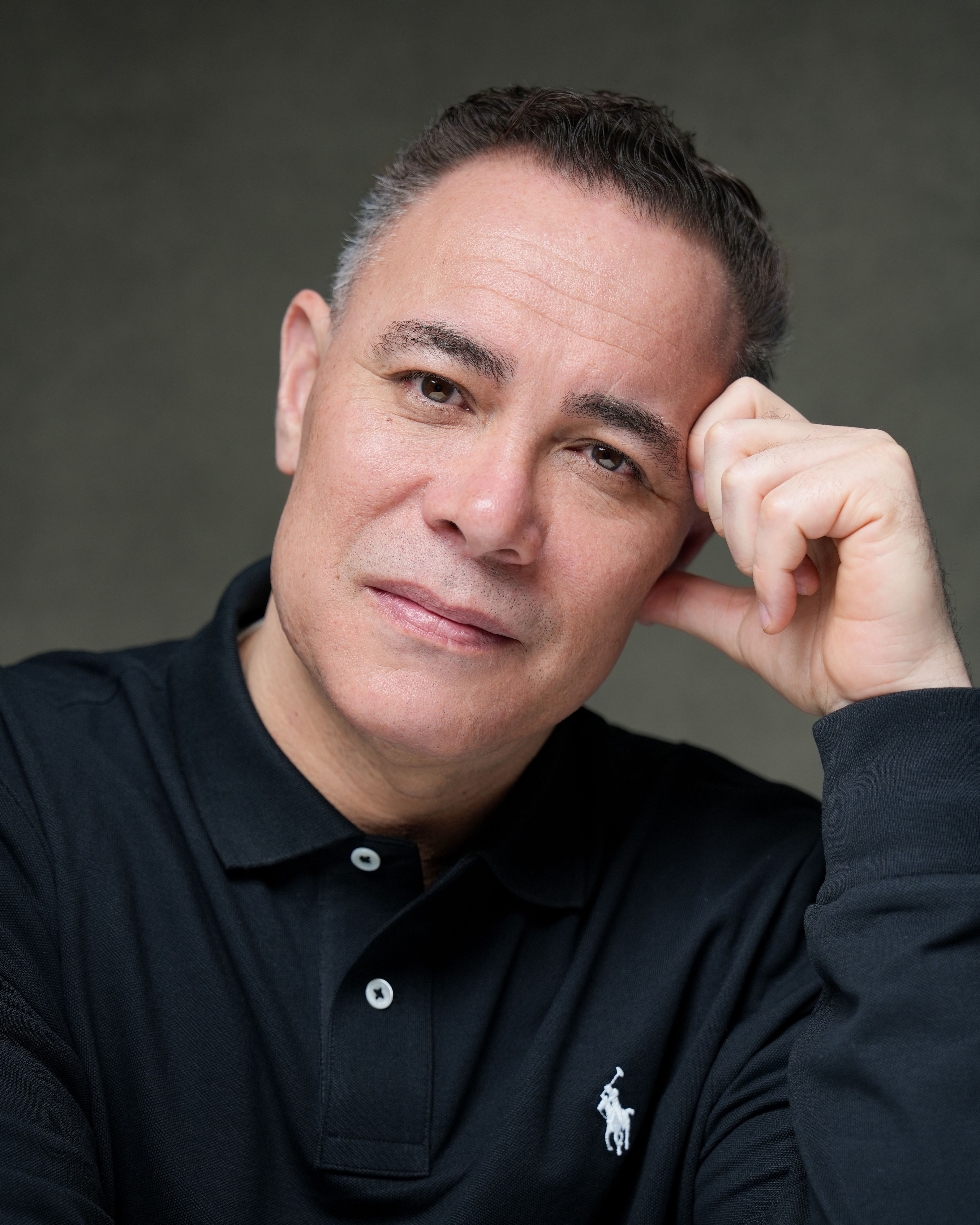 Dating portrait in Portola Valley, California