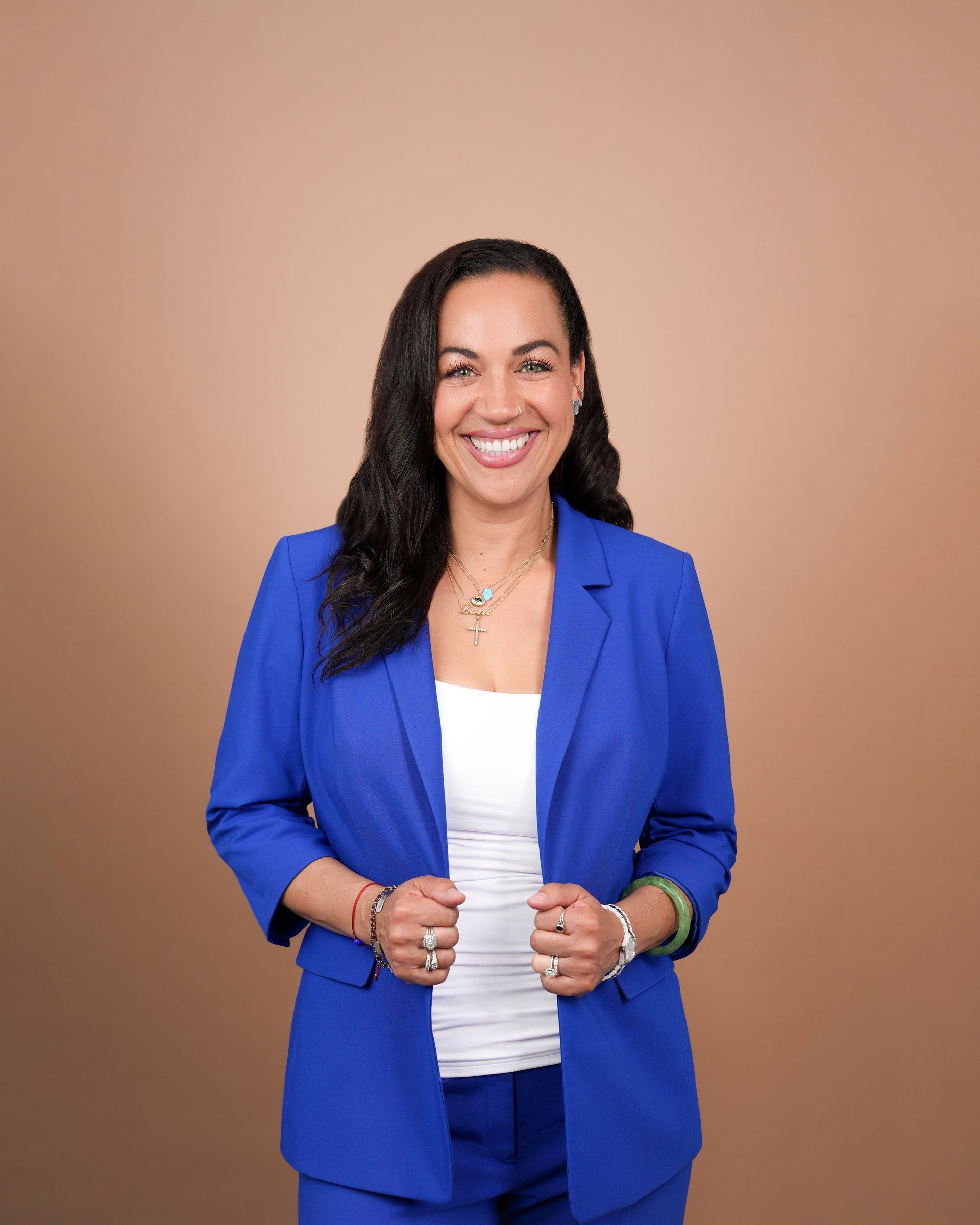 Female professional headshot in Palo Alto, CA Female professional headshot in Palo Alto, CA