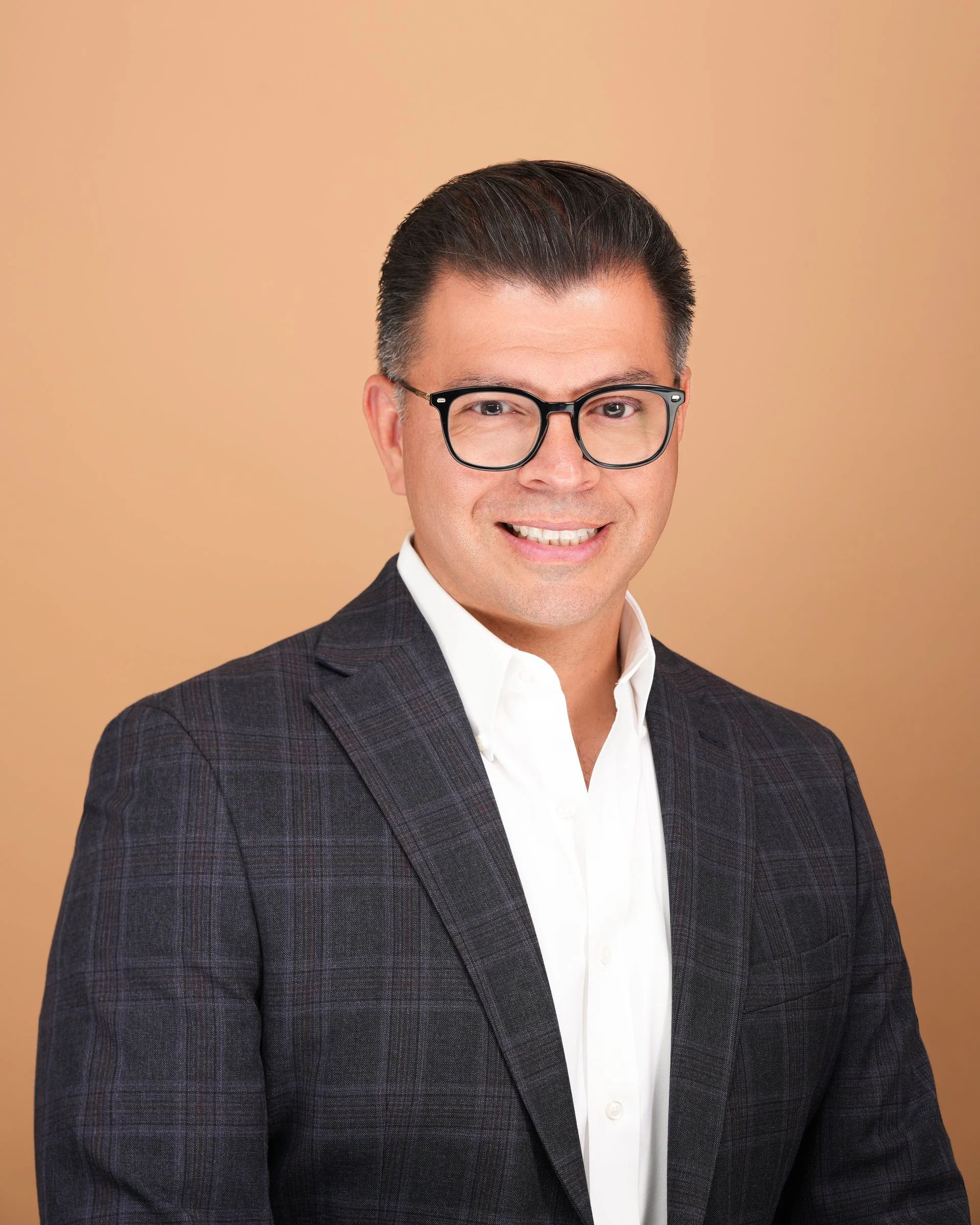 Professional men’s headshot on Third Street in Morgan Hill, California.