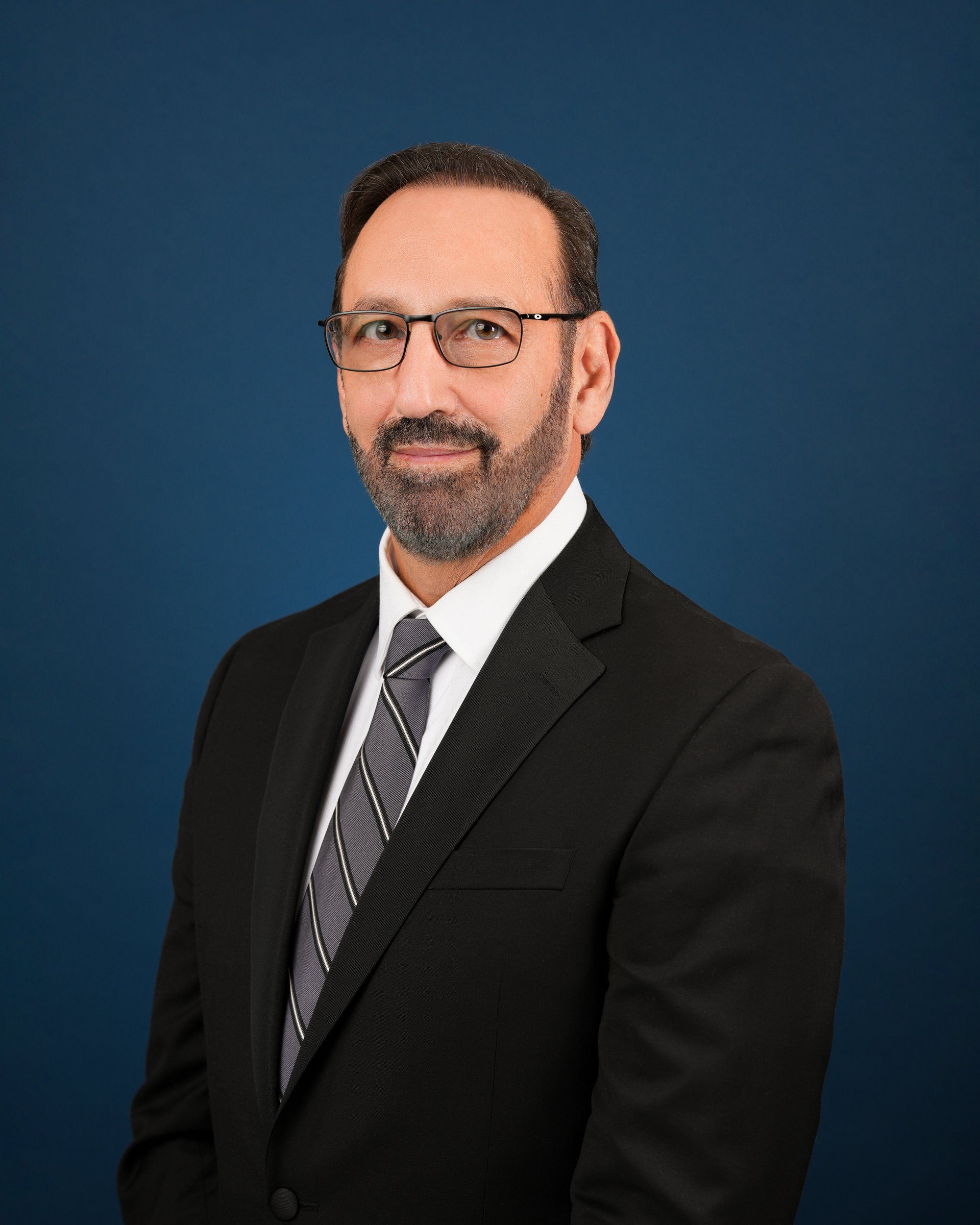 Outdoor professional headshot in Sunnyvale, California