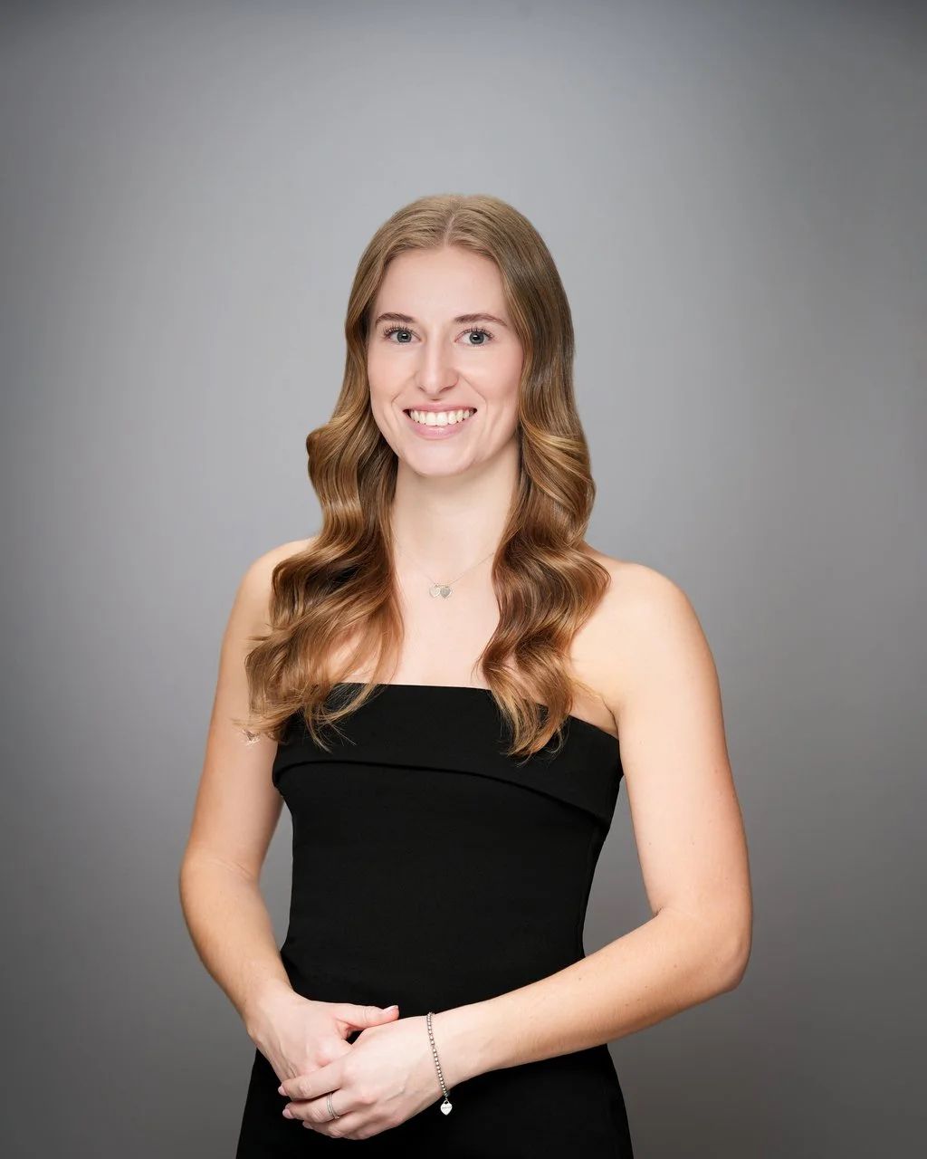 Union City Civic Center women’s headshot — Pacifica Studio Professional women’s headshot at the Civic Center in Union City, California.